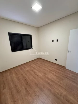 Imagem Casa em Condomínio à venda em Villagio Wanel com 130m² 3 quartos, 4 vagas