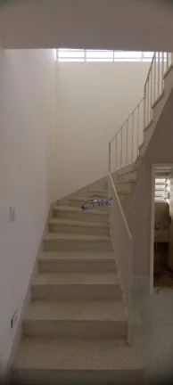 Imagem Casa com 4 quartos para alugar, 200 m²- Vila Sônia - São Paulo/SP