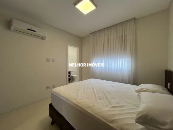 Imagem Apartamento mobiliado á venda com 3 suítes, 2 vagas de garagem localizado em Balneário Camboriú
