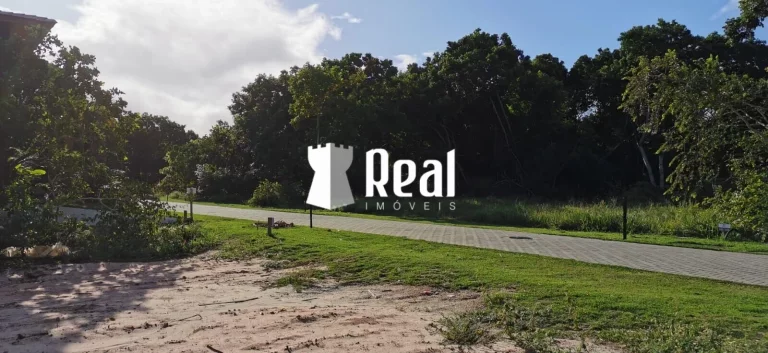 Lote 600m² - Plano - Acesso a Praia