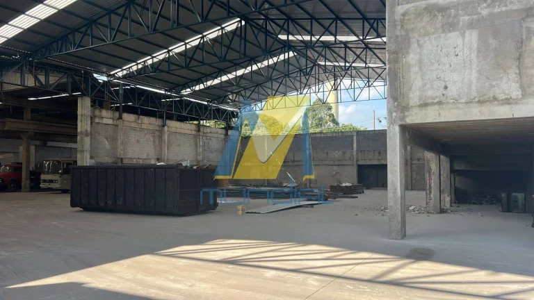 Imagem Galpão industrial estratégico a 5 minutos do Rodoanel em Mauá.