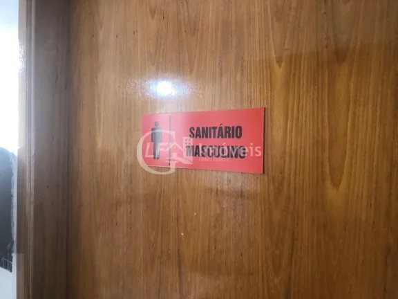 Imagem Salão Comercial à Venda em Campo Grande-MS, Bairro Mata do Jacinto - 2 Salas, 3 Banheiros, 4 Vagas de Garagem, 227m²!