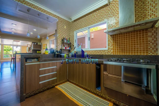 Imagem CASA COM CLASSE EM ESTILO, INTEGRADA COM ÓTIMO ACABAMENTO, NA GRANJA VIANA