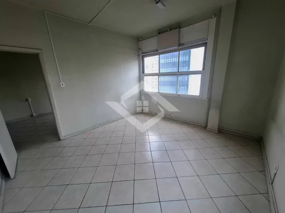 Imagem Sala Quarto 47m² c/ Vista para o Corcovado – RJ, lado do Metrô Uruguaiana