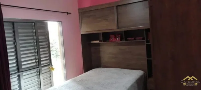 Imagem Sobrado à venda com 2 quartos, sendo duas casas no Tulipas - Jundiaí