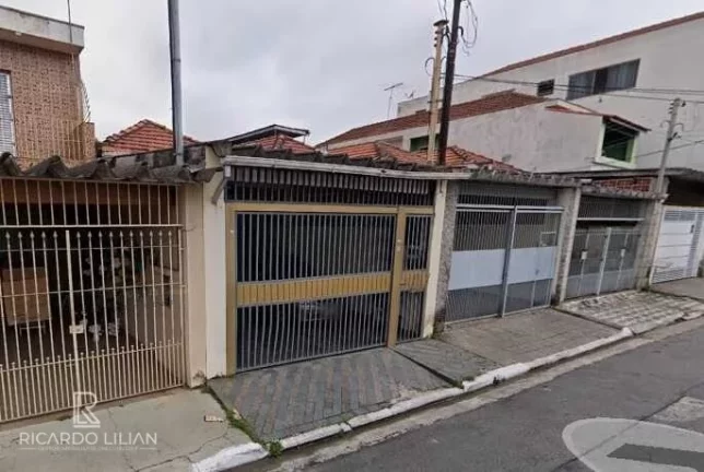 Imagem Oportunidade para familia ou construtor. Duas casas independentes totalizando 386m² de terreno