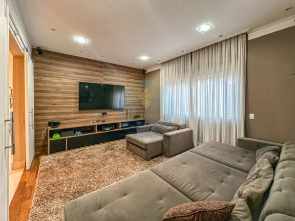 Imagem Casa em Condomínio a Venda no bairro Granja Viana - Cotia, SP