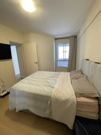 Imagem Apartamento com 3 dormitórios sendo 1 suíte e 1 vaga de garagem em Palhoça/SC