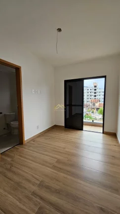 Imagem Lindo apto no centro vista mar