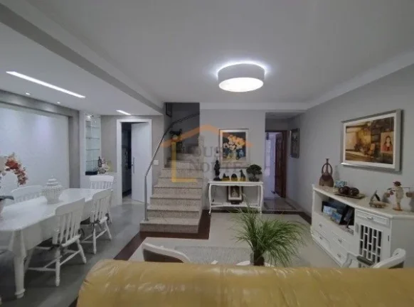 Imagem PORTEIRA FECHADA!!!
Sobrado alto padrão, mobiliado, 2 dormitórios, sendo 1 suíte, living para 2 a...