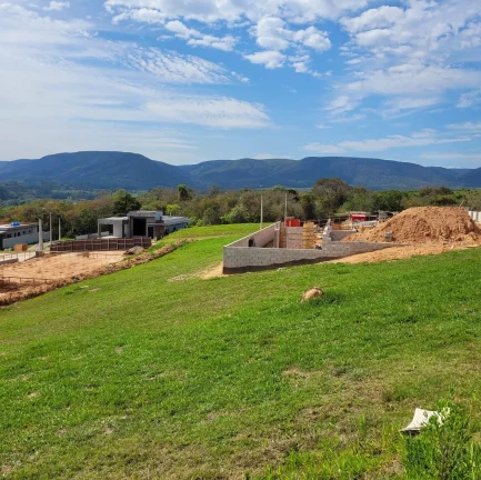 Imagem COM MAIS DE 1.270 m² ESTE EXCELENTE TERRENO PARA VENDA NO TERRAS DA ALVORADA - MEDEIROS - JUNDIAÍ SP