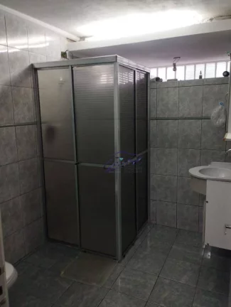 Imagem Casa com 3 quartos (1 suíte) à venda ao lado do metrô Morumbi por R$ 910.000 - Vila Sônia - São Paulo/SP