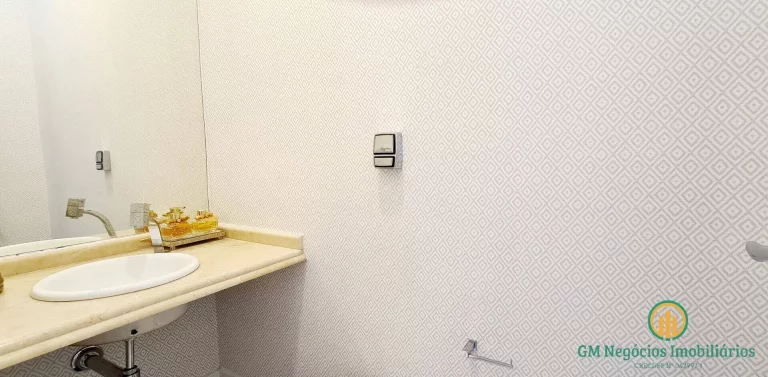 Imagem Casa a venda com porteira fechada em condomínio - Algarve