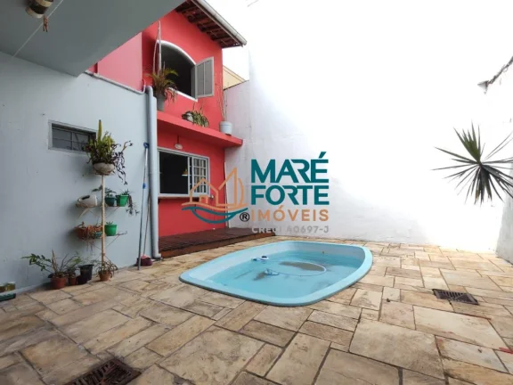 Imagem Casa ampla bem arejada ótima localização no Centro de Ubatuba SP