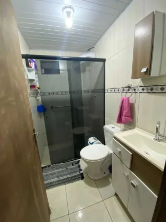Imagem Casa com 4 dormitórios sendo 1 suíte e 4 vagas de garagem em Jarivatuba | Joinville/SC