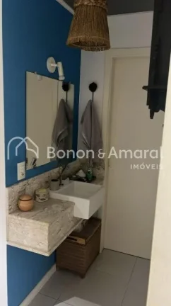Imagem Esta charmosa casa térrea, com 104 m² de área construída, foi totalmente reformada para proporci...