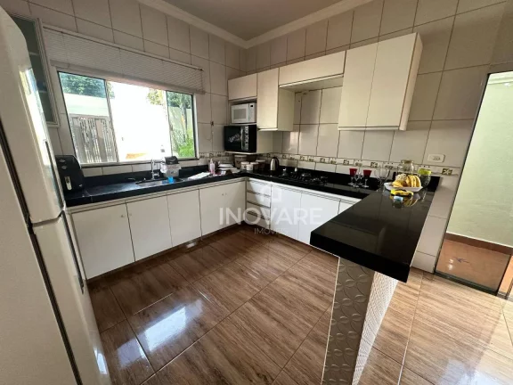 Imagem Casa com 3 dormitórios à venda, 200 m² por R$ 600.000,00 - Jardim Morumbi - Itumbiara/GO