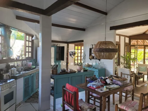 Imagem CASA RESIDENCIAL em SANTA CRUZ CABRÁLIA - BA, coroa vermelha