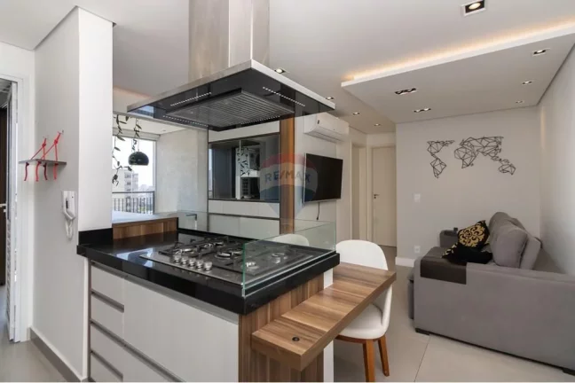 Imagem Apartamento 2 quartos, 2 banheiros, 2 vagas cobertas + depósito