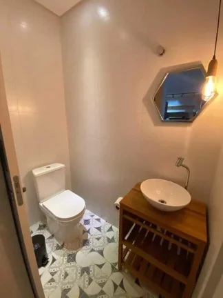 Imagem Apartamento mobiliado com 2 suítes e 2 vagas de garagem em Morretes, Itapema/SC