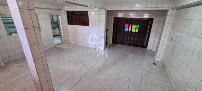 Imagem Casa com Quintal no Tulipas