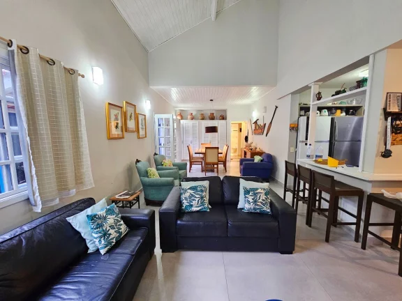 Imagem Casa de Luxo à Venda em Riviera de São Lourenço Módulo 26, 5 Quartos, 5 Suítes, 2 Salas e 2 Vagas de Garagem 255,62 m² de Área