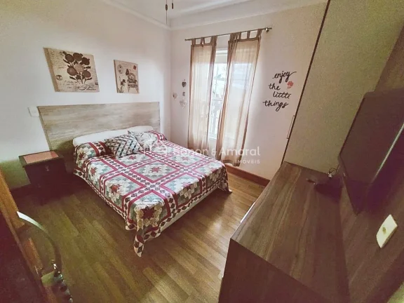Imagem Casa no condomínio Alphaville Dom Pedro 3 em Campinas!

Casa estilo Inglês e muito aconchegante, e...