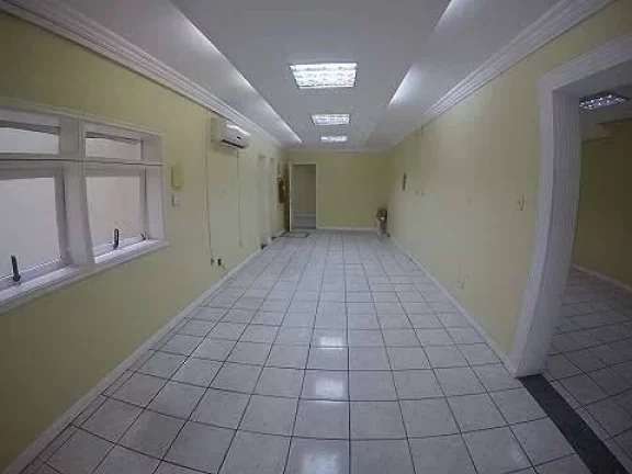 Imagem Ponto Comercial à Venda,  em Centro - Manaus