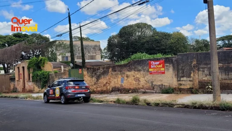 Imagem Terreno comercial à venda em localização privilegiada de Cravinhos-SP - Imperdível oportunidade no melhor bairro da cidade!