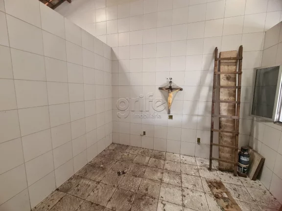 Imagem Excelente casa bem ventilada, em ótima localização na Parquelândia, próximo Av. Bezerra de Mene...