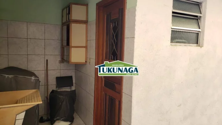 Imagem Sobrado com 3 dormitórios, 246 m² - venda por R$ 650.000,00 ou aluguel por R$ 3.620,00/mês - Jardim Tijuco - Guarulhos/SP