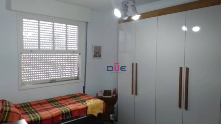 Imagem apartamento no Embaré com 125m2, 2 quartos, dependencia completa de empregada e 1 vaga demarcada, elevador de frente no Embaré.