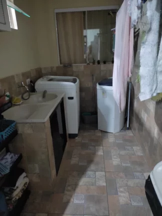 Imagem Casa-Terrea-para-Venda-em-Vila-Galvao-Guaratingueta-SP