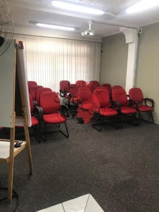 Imagem Sobrado Comercial com 600m² para Locação no bairro Jardim em Santo André