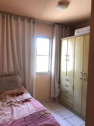 Imagem Apartamento com 2 dormitórios à venda, 50 m² por R$ 170.000,00 - Cidade São Jorge - Santo André/SP
