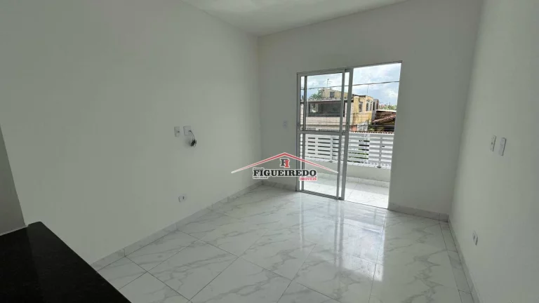 Imagem Sobrado à venda, 55 m² por R$ 240.000,00 - Jardim Melvi - Praia Grande/SP