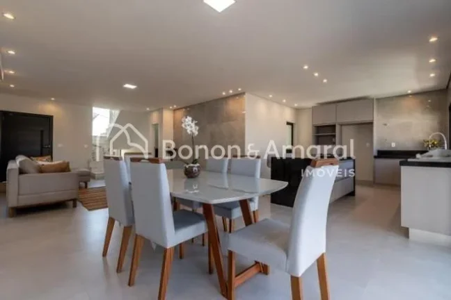 Imagem Casa de condomínio a venda em Valinhos!

Casa nunca habitada!

Área social integrada com porcelana...