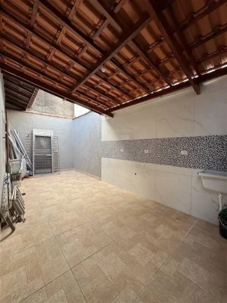 Imagem CASA COM 72 m² - BOQUEIRÃO - PRAIA GRANDE SP