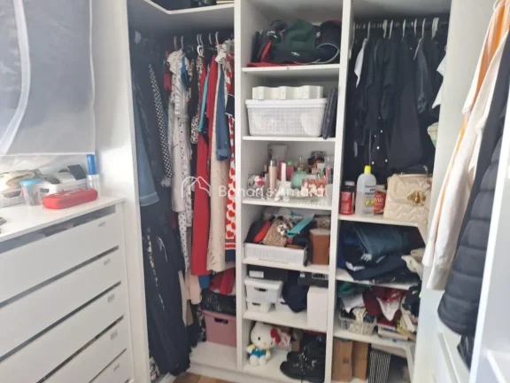 Imagem Descubra o conforto e a sofisticação de viver em um apartamento que combina design contemporâneo,...