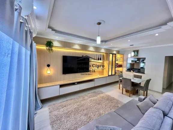 Imagem Casa à venda no bairro Santa Barbara - Guaratinguetá/SP
