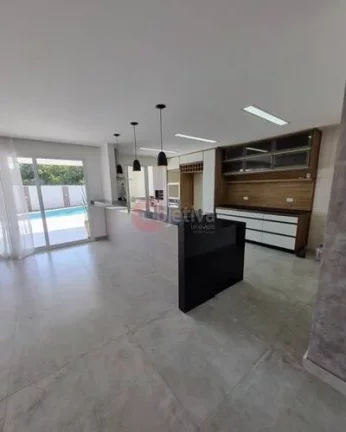 Imagem Casa independente de alto padrão de 4 quartos no Foguete em Cabo Frio