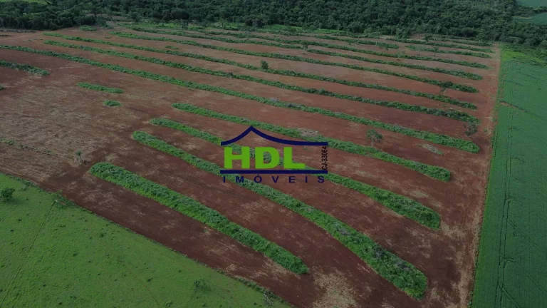 Imagem Fazenda 15 Alqs com Córrego no meio em Hidrolândia/Go