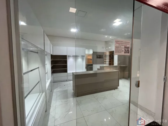 Imagem Galeria Cristina - Loja Comercial à Venda no Centro de Patos de Minas – Renda Mensal de R$1.500