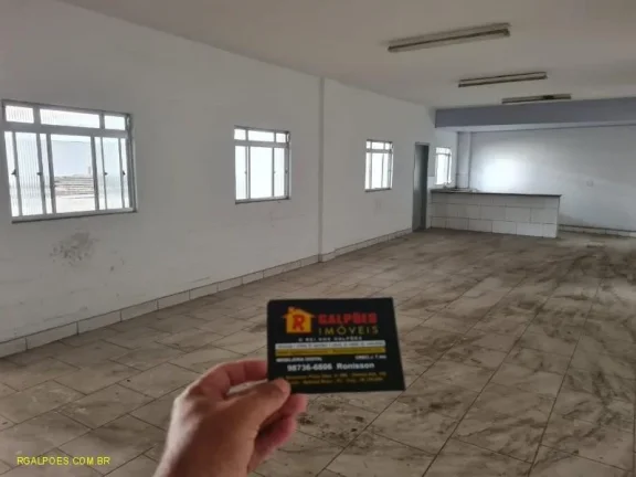 Imagem Galpão para Locação em DUQUE DE CAXIAS, Campos Elíseos, 2 banheiros