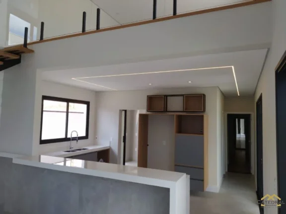 Imagem Casa Térrea com 3 suítes e 4 vagas cobertas no condomínio Brisas Jundiaí