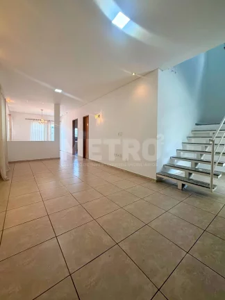 Casa para locação no Cond Sol Nascente Etapas, 5 quartos, Petrolina