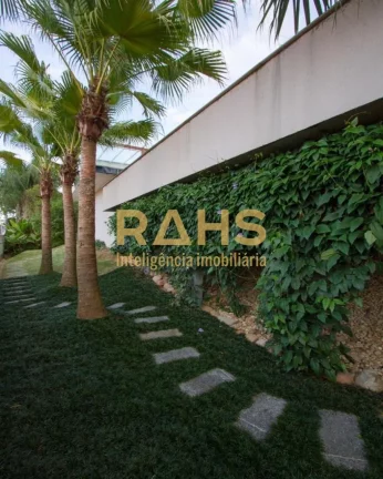 Imagem Requinte, Conforto e Segurança, Você Encontra Nessa Excepcional Residência de Alto Padrão em Con...