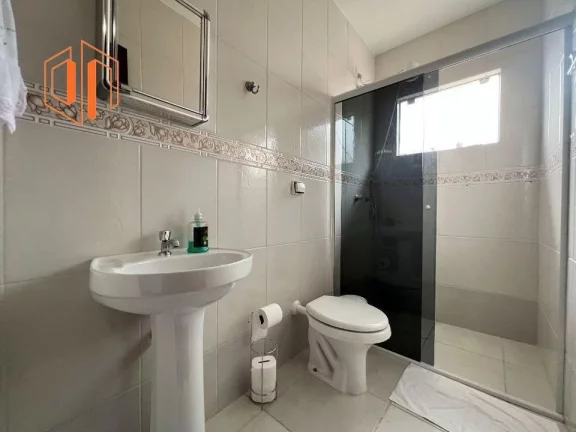 Imagem Casa para Venda em São José dos Pinhais, Cruzeiro, 2 dormitórios, 1 suíte, 3 banheiros, 2 vagas