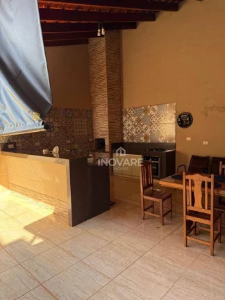 Imagem Casa com 3 dormitórios à venda, 220 m² por R$ 700.000,00 - Jardim Nova Itumbiara - Itumbiara/GO