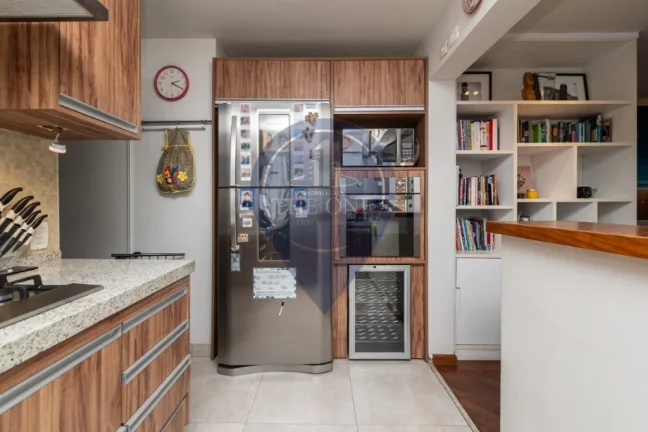 Imagem Apartamento à venda no Sumaré, São Paulo-SP: 3 quartos, 1 suíte, 3 banheiros, 4 vagas de garagem e 89m² de área.